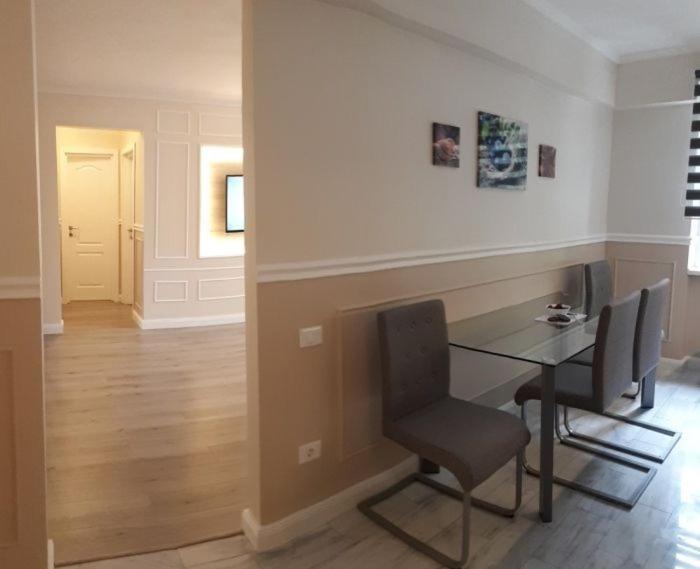 Apartament Ultracentral Apartment คอนสตันซา ภายนอก รูปภาพ